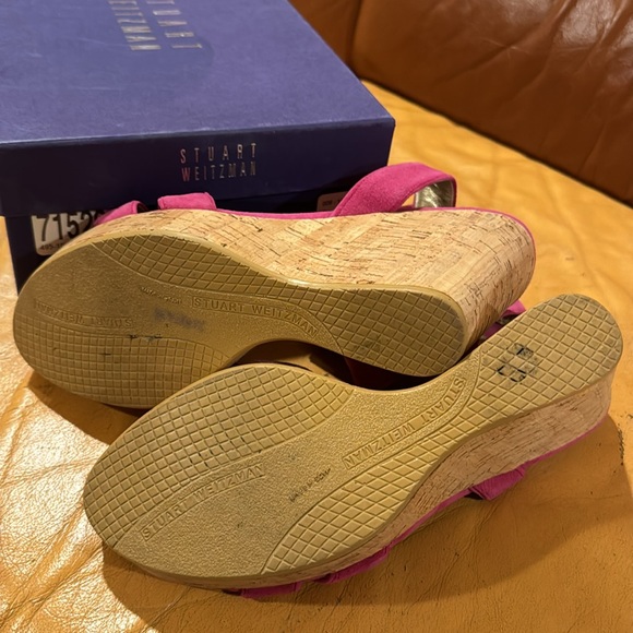 STUART WEITZMAN PINK SUEDE WEDGE - Picture 6 of 8